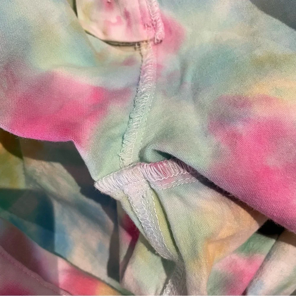Judy Blue Mid Rise Tie Dye Cut Off Shorts Hippie Stretch Boho Y2K in Rainbow M - Picture 9 of 12